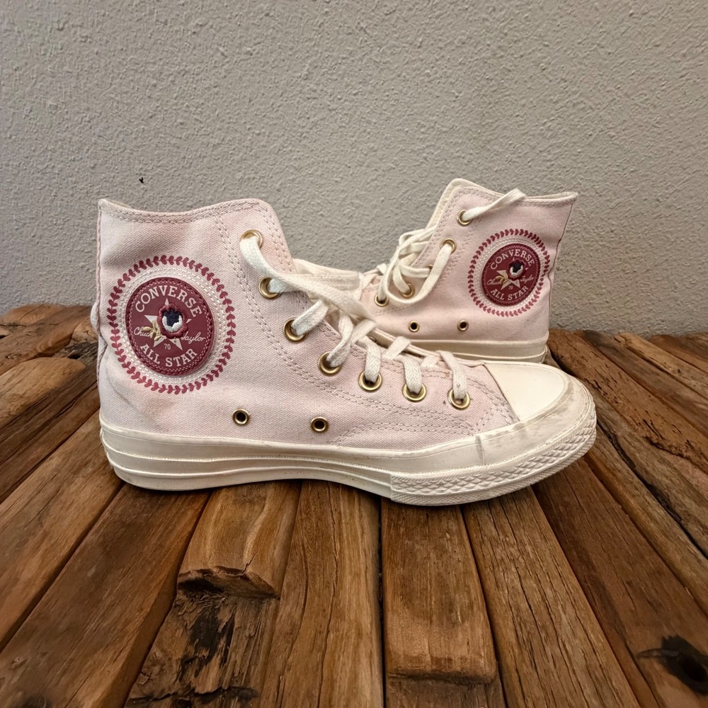 Converse Chuck Taylor All Star 70 Hi Size 6 Pink Floral Embroidered Sneakers